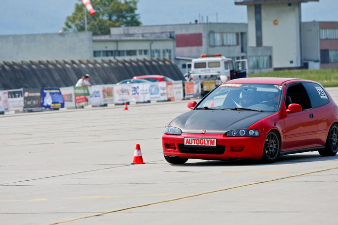azpneu-autoglym-autoslalom-trencin-2011-095.jpg