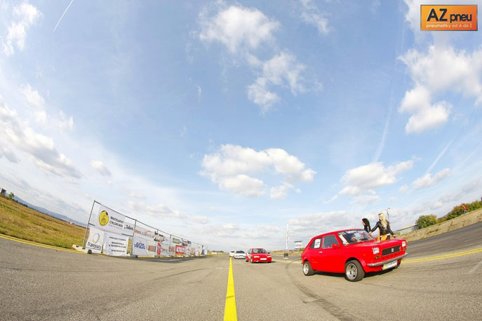 ix-az-pneu-autoslalom-svihajsuhaj-sk-151.jpg