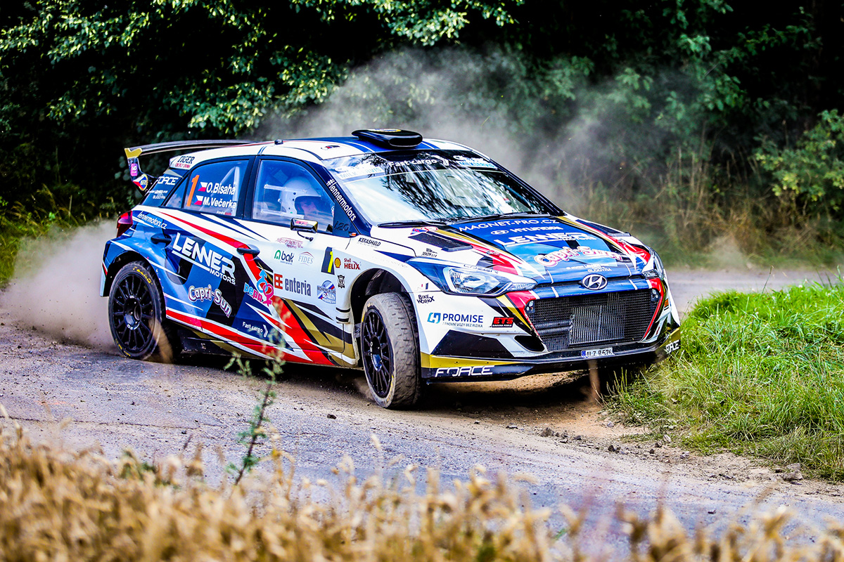 Hyundai Lenner Sport 05-19.jpg