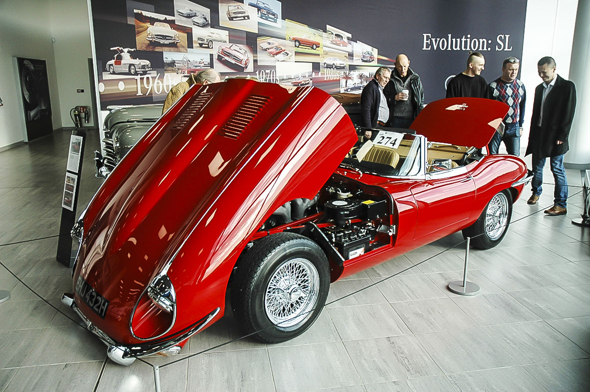 Historics 78173his-e-type.jpg