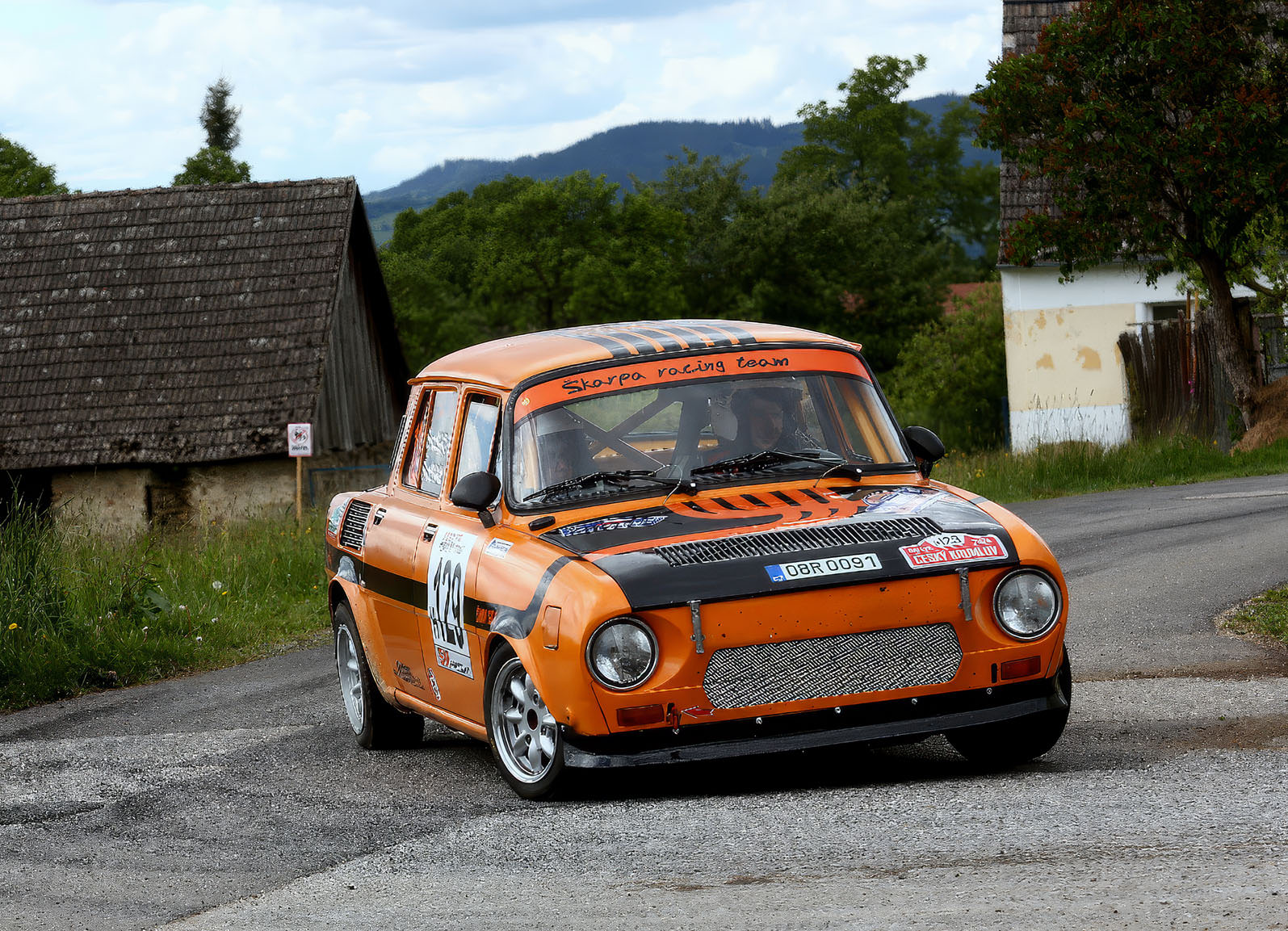 Pavel Vydra;Krásnou stodvacítku představí Luděk a Petra Brodští krasnou-stodvacitku-predstavi-ludek-a-petra-brodsti.jpg