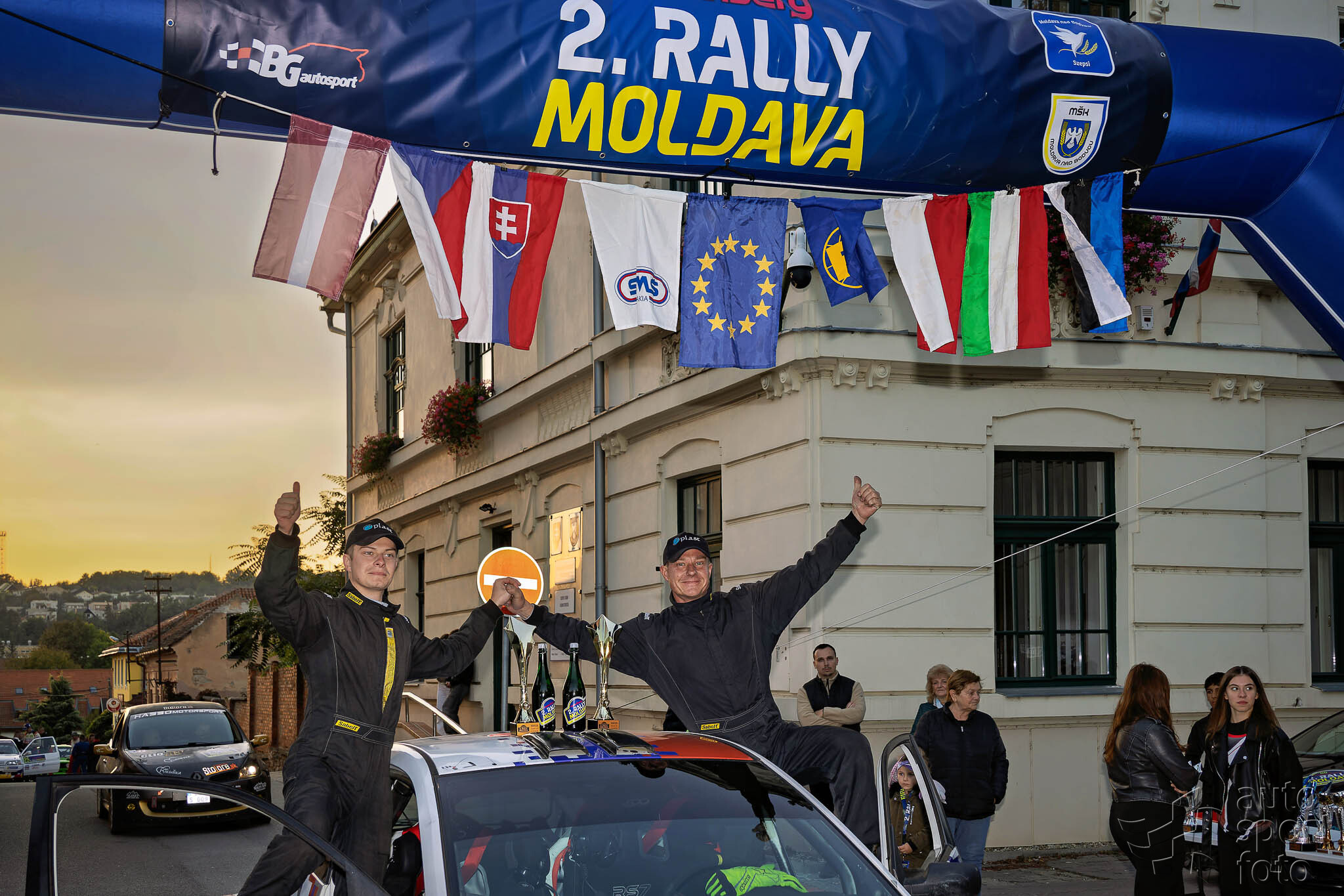 T. Szabosi;jm1a7701-2.jpg