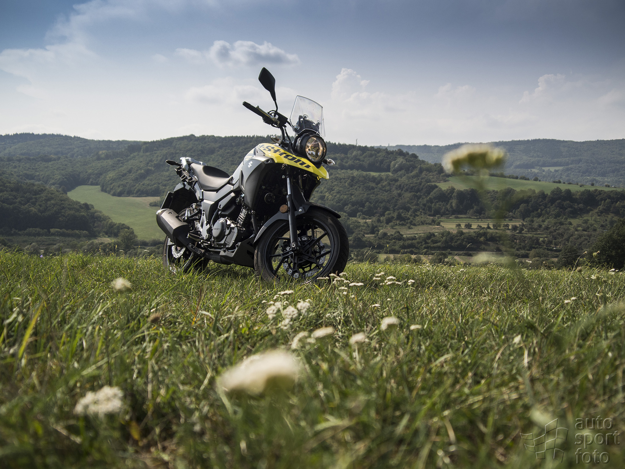 Jozef Murarik;Na prv&yacute; pohľad nep&ocirc;sob&iacute; ako "malor&aacute;žka"