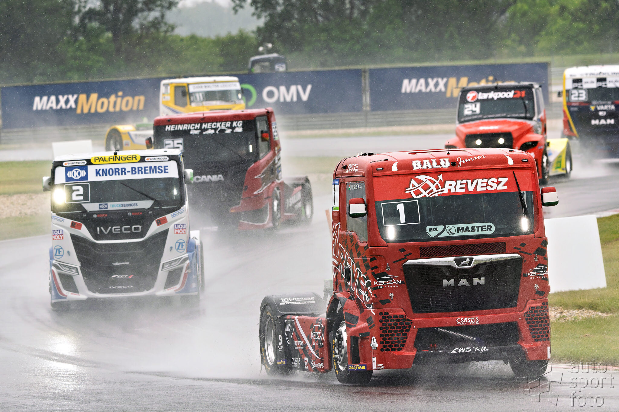 T. Szabosi;asf-7885-8.jpg