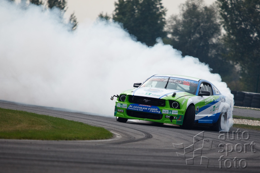 Mari&aacute;n Bazala;drift-842.jpg