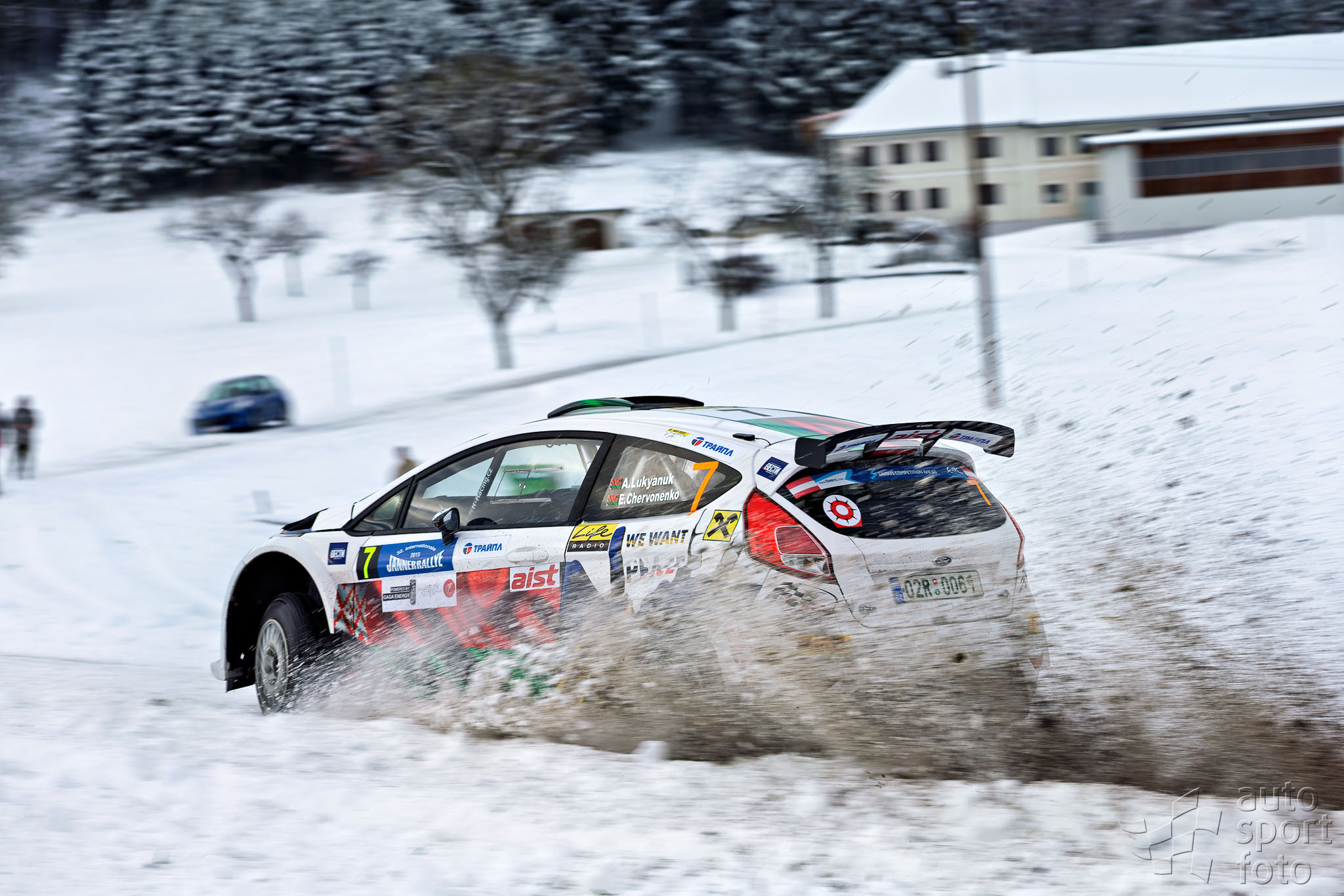 T. Szabosi;h7p3109-8.jpg