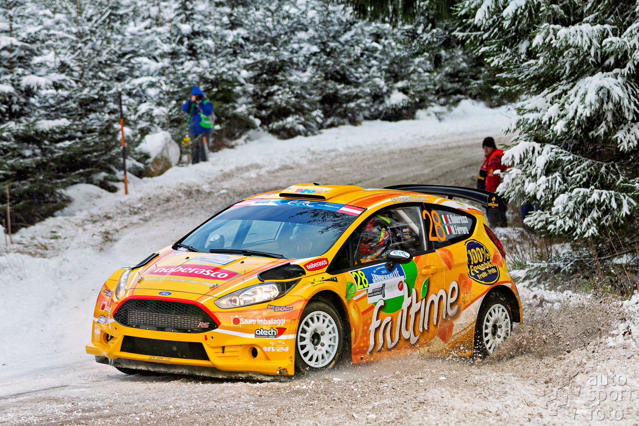 T. Szabosi;h7p3346-6.jpg