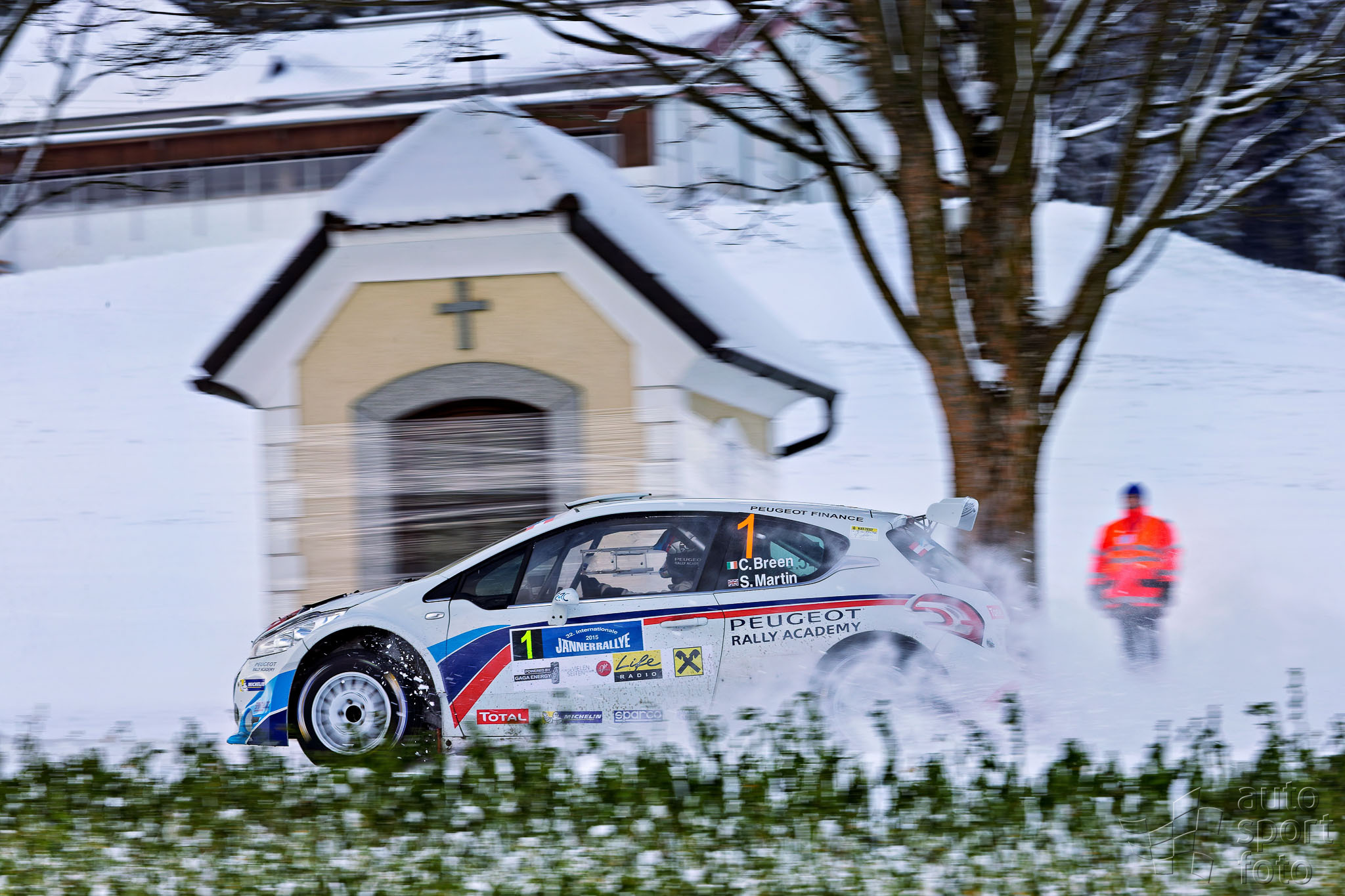 T. Szabosi;h7p2730-8.jpg