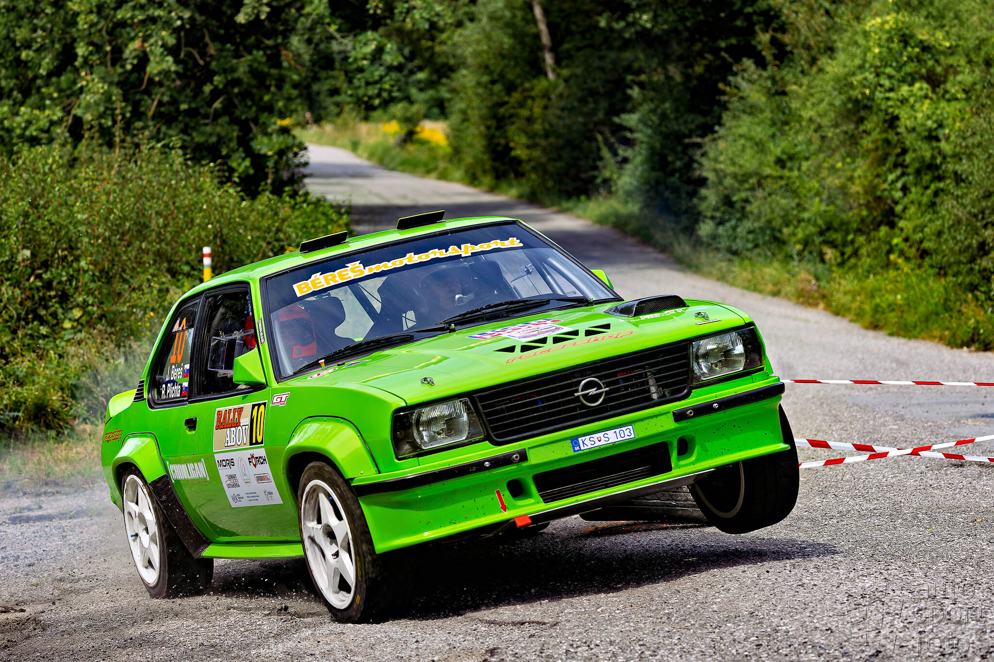 T. Szabosi;jm1a0746-5.jpg