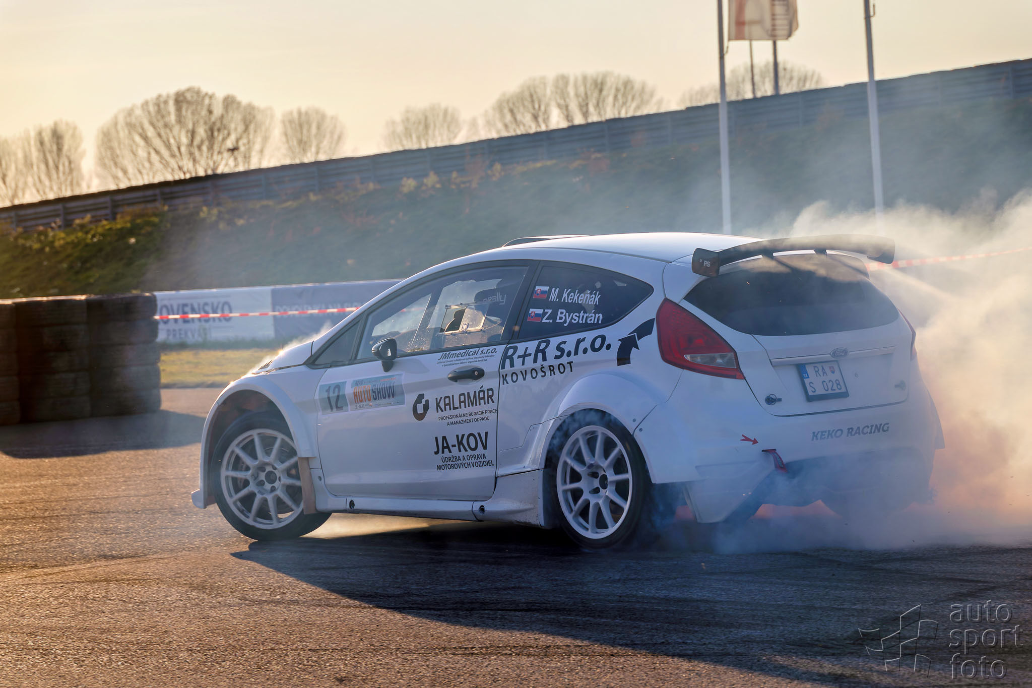 T. Szabosi;jm1a7274-4.jpg