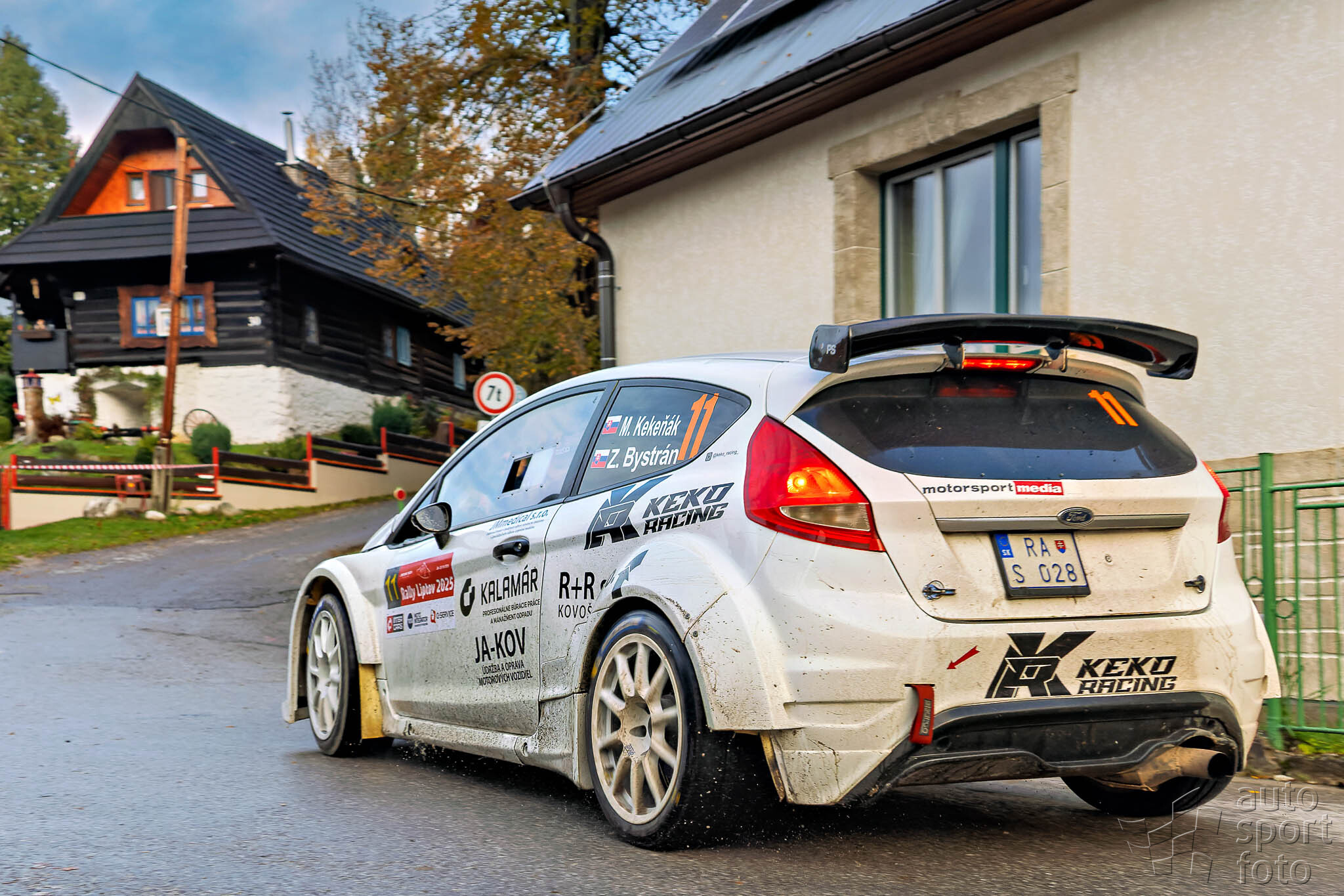 T. Szabosi;asf-8885-dxo-deepprime.jpg