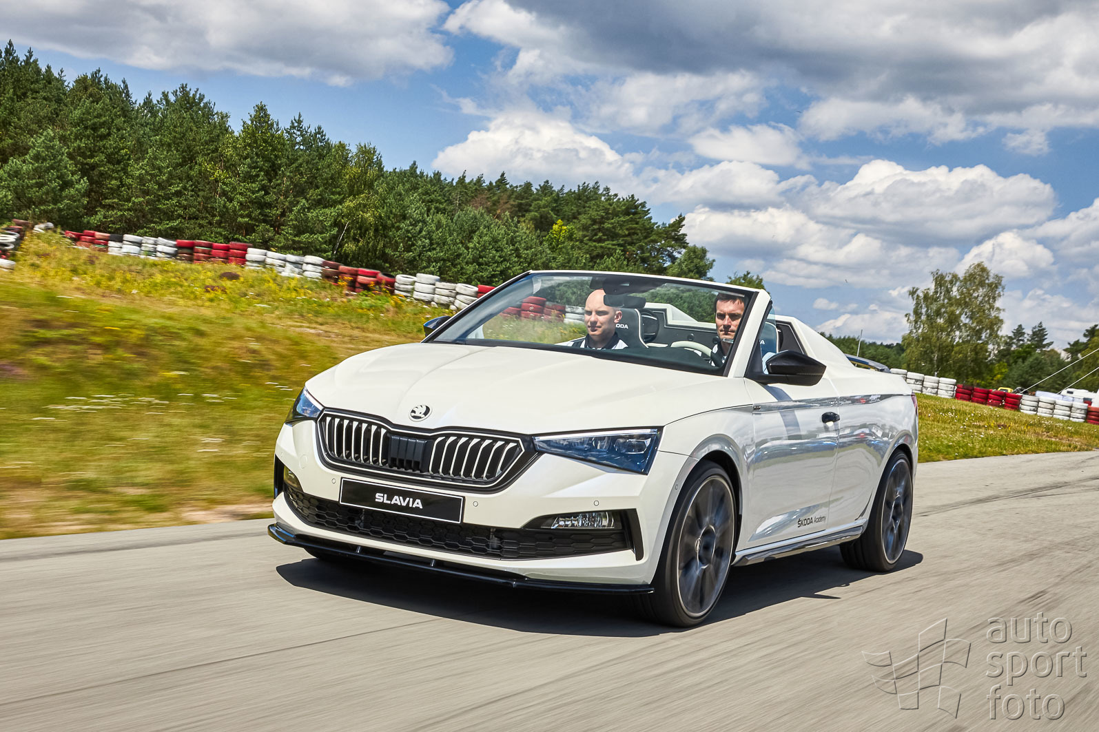 Copyright manufacturer;2-img-1925-update.jpg